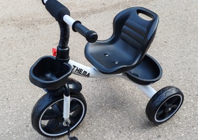 TRICIKL-BELI-METALNI